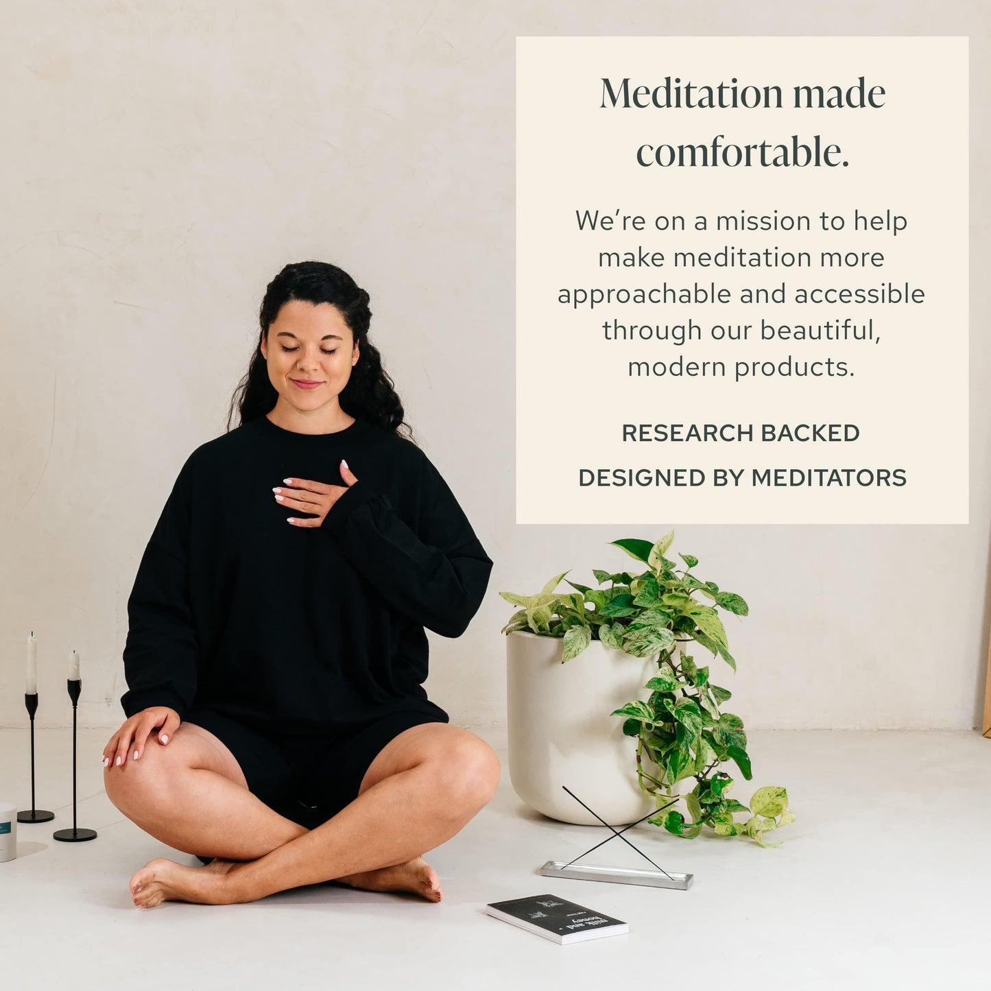 Mindful & Modern Large Meditation Cushion for Zafu Yoga - Meditation Pillow for Sitting on the Floor - Buckwheat Hull Filled Yoga Cushion with Removable, Washable 100% Cotton Cover and Carry Handle